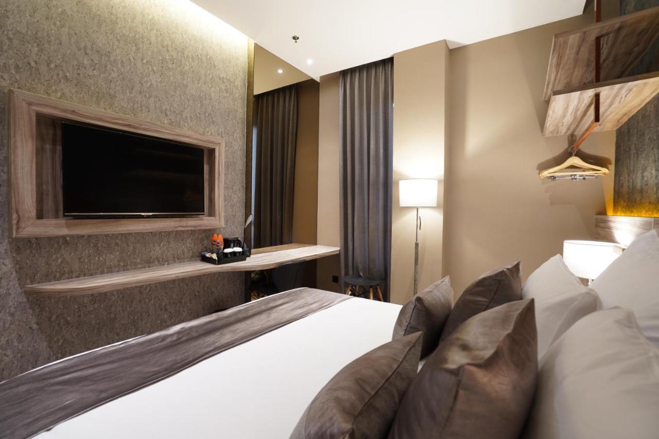 De Paris Hotel Medan Extérieur photo