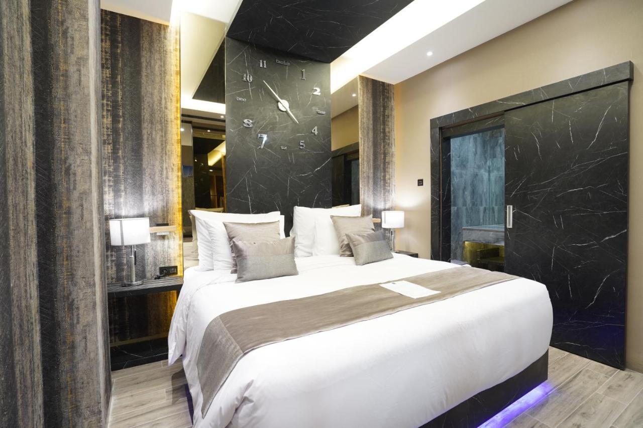 De Paris Hotel Medan Extérieur photo