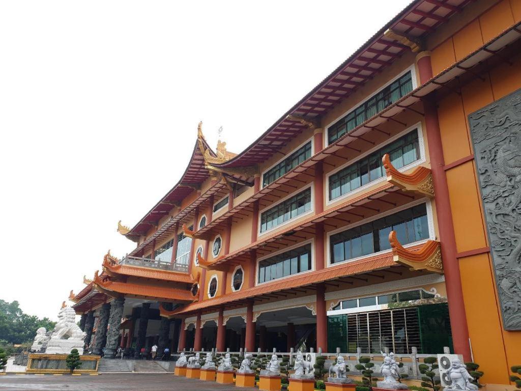 De Paris Hotel Medan Extérieur photo